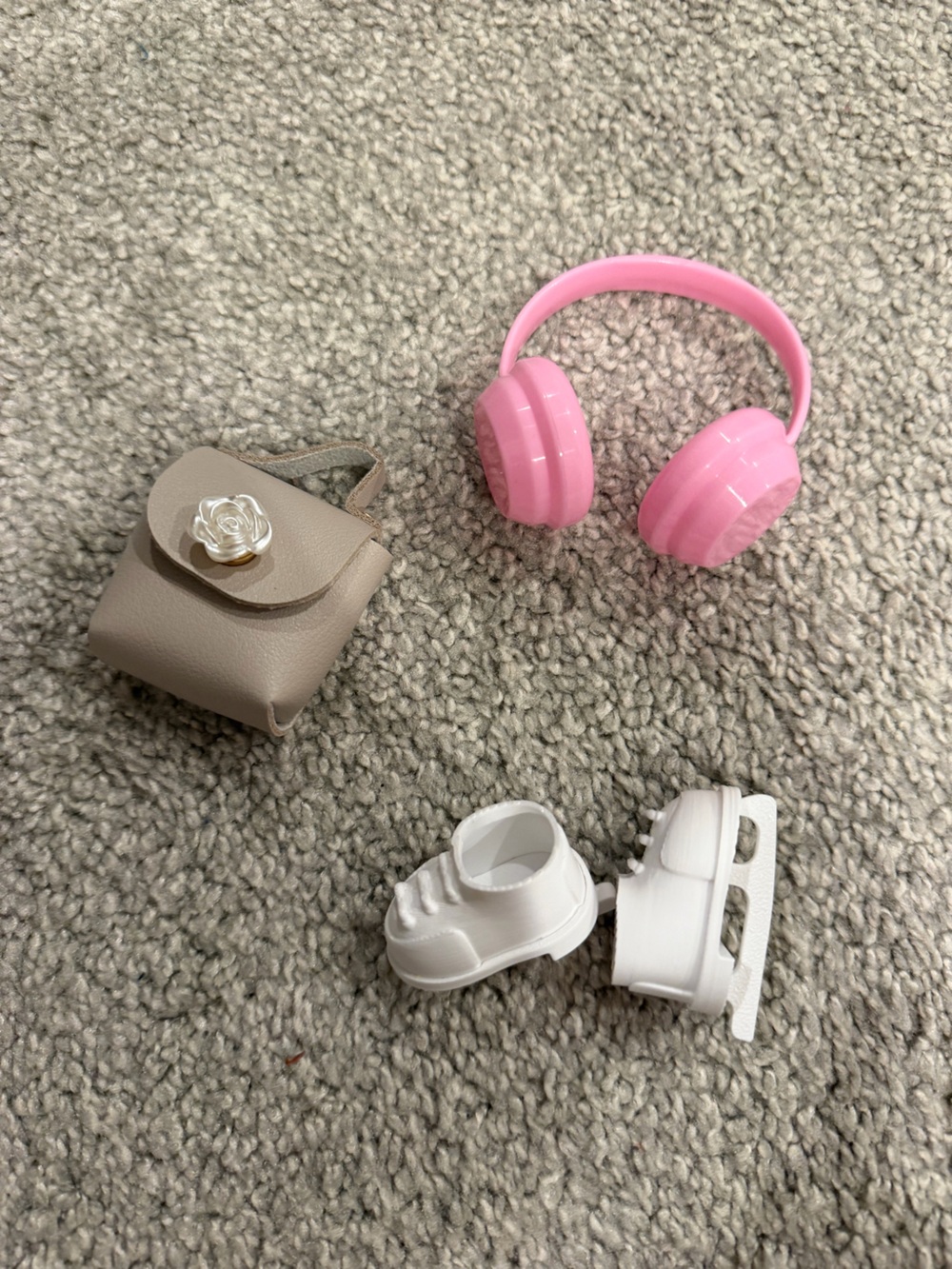 Labubu Doll Ice Skates / Headphones / Purse Bundle